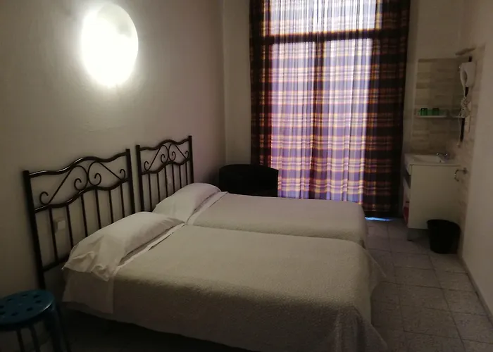 Hostal River